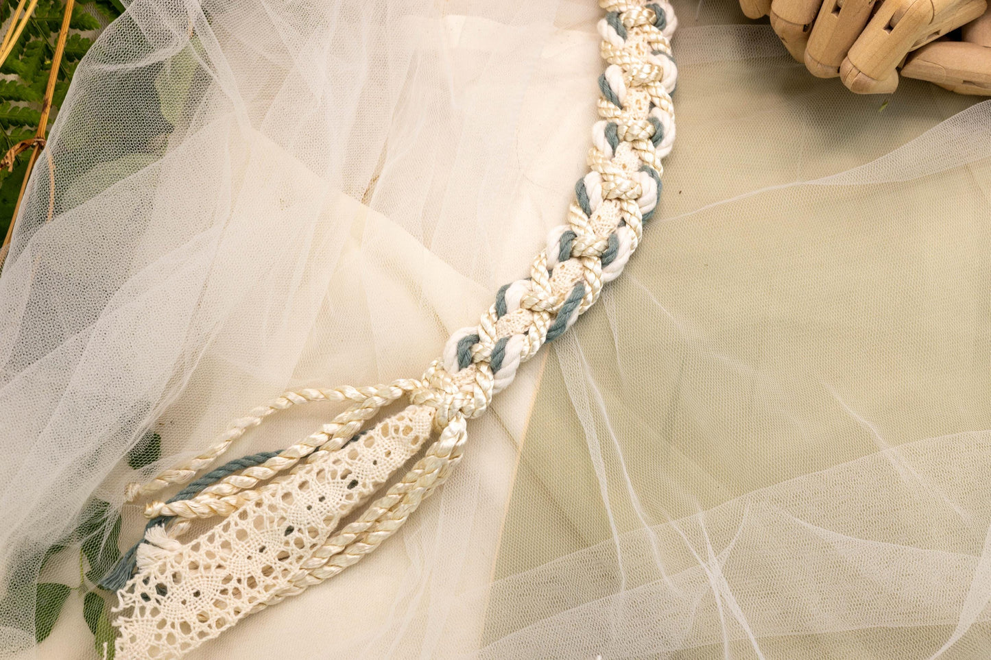 Celtic Braid - Texture and Lace