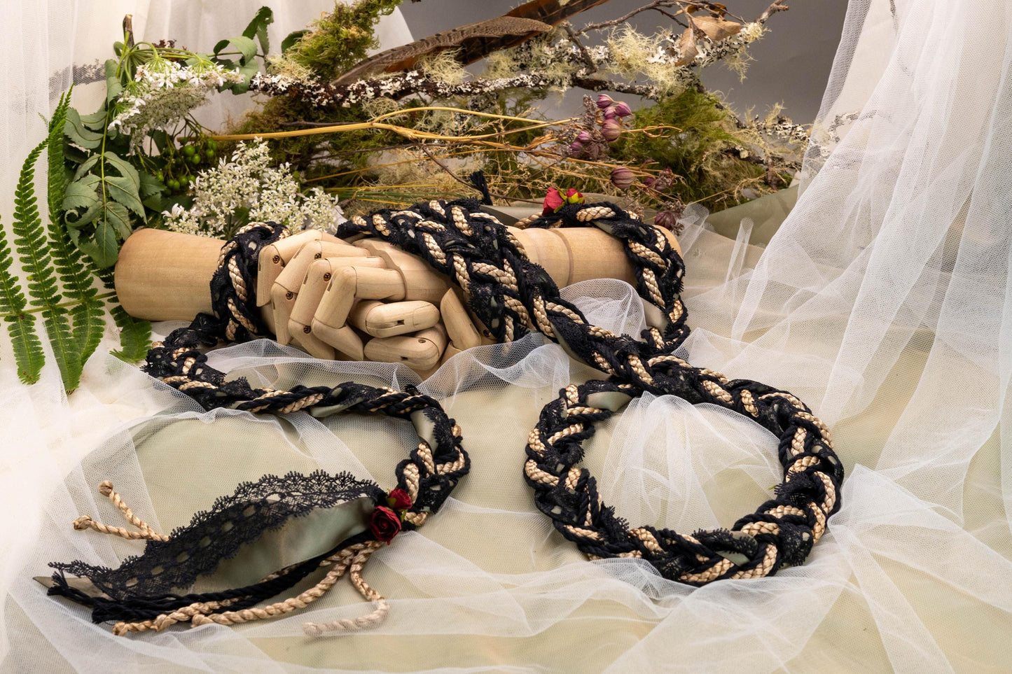 Celtic Braid - Dark Lace