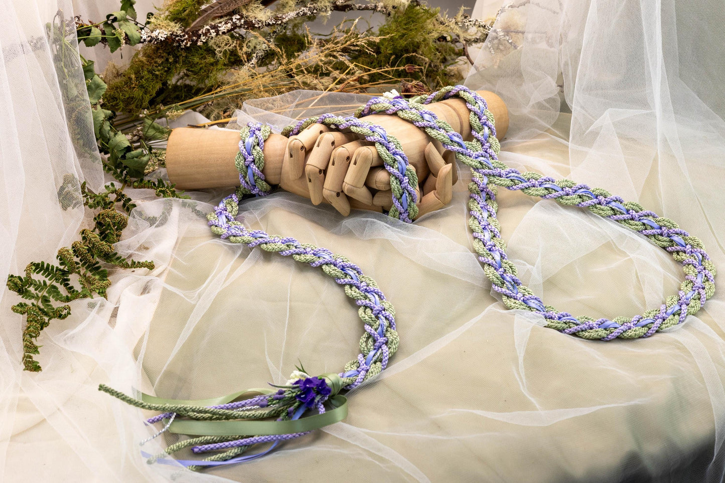 Celtic Braid - Bloom