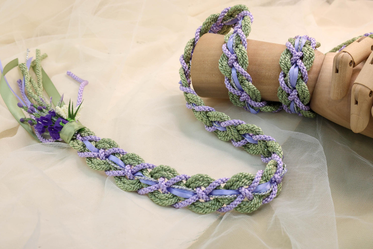 Celtic Braid - Bloom