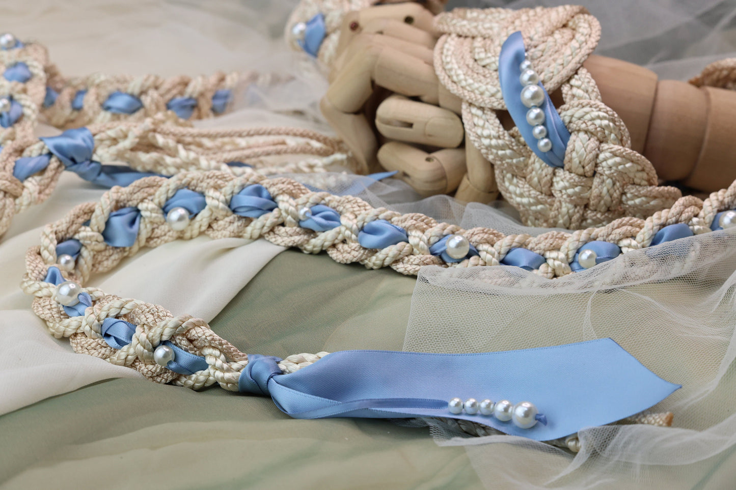 Nine Knot Prestige with Pearls