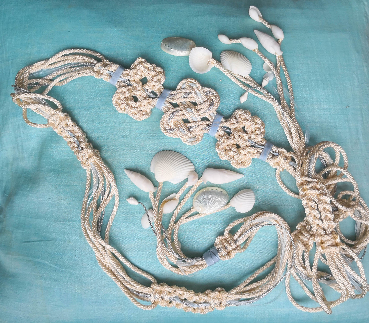 Triple Love Knot - Beach