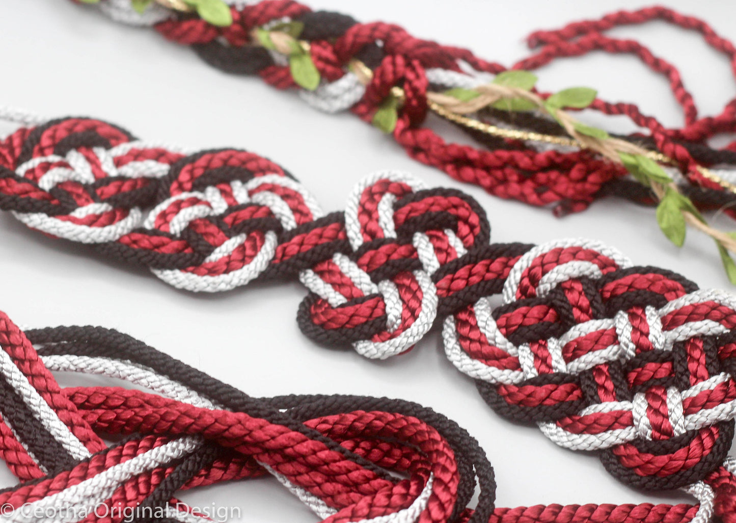 Nine Knot Infinity Tie - Leafy Red