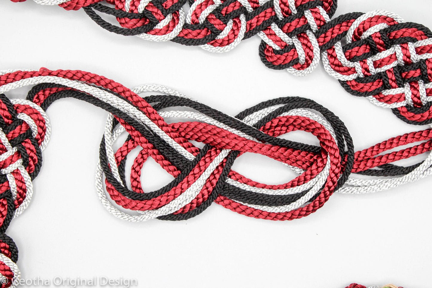 Nine Knot Infinity Tie - Leafy Red