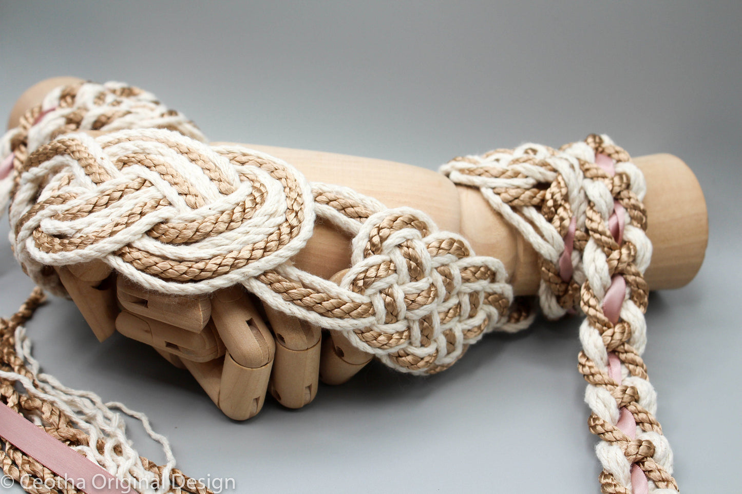 Nine Knot - Taupe Cotton