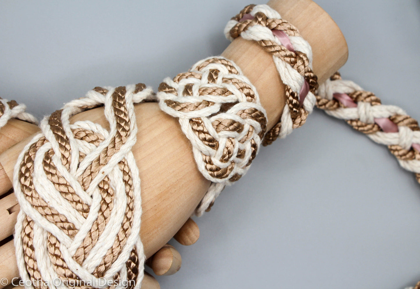 Nine Knot - Taupe Cotton