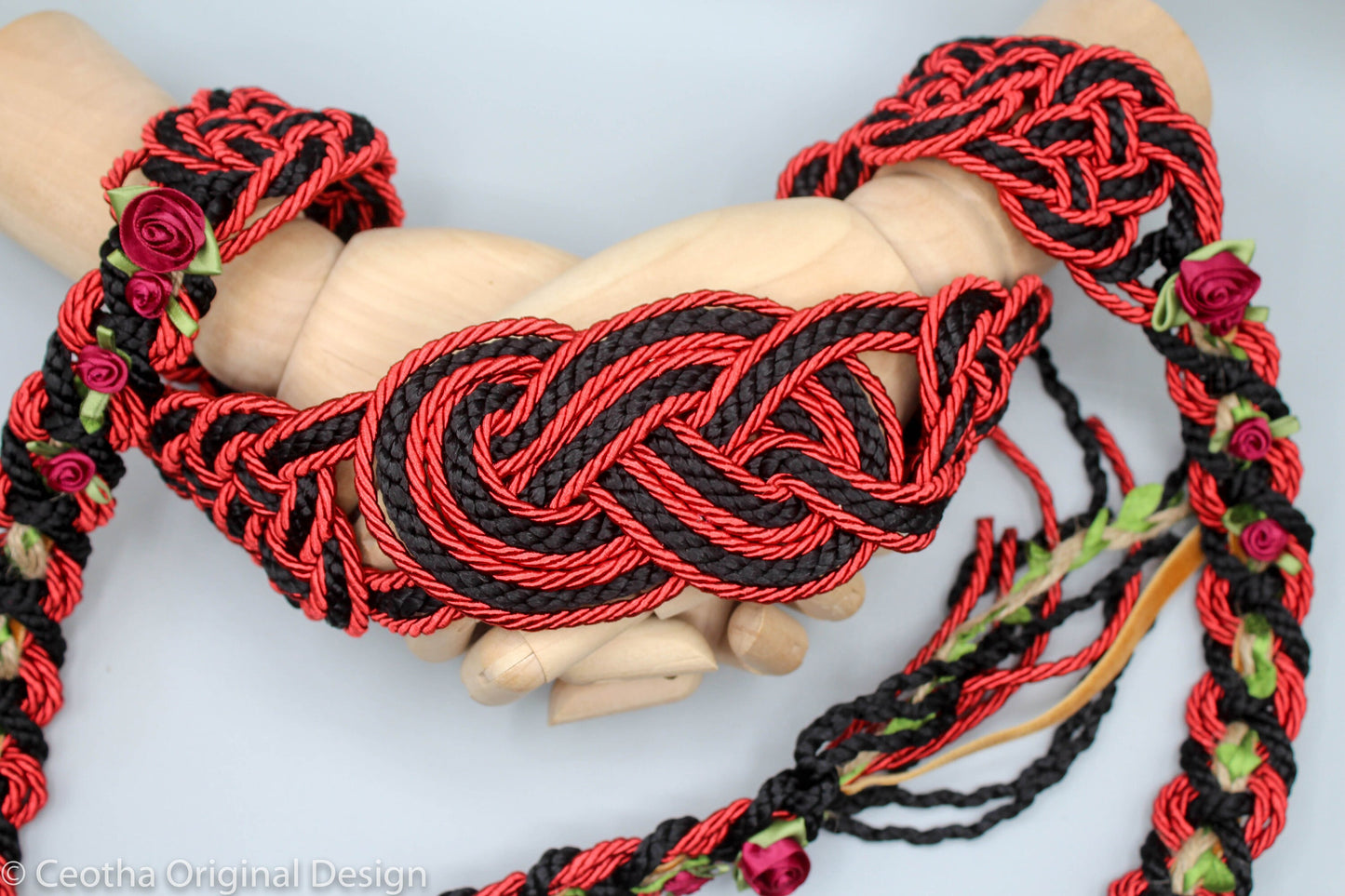 Nine Knot - Bright Rose