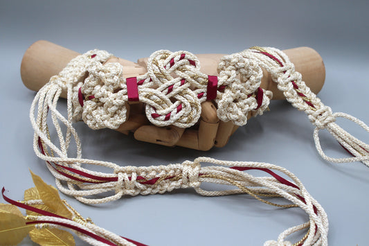 Triple Love Knot - Sherry Gold