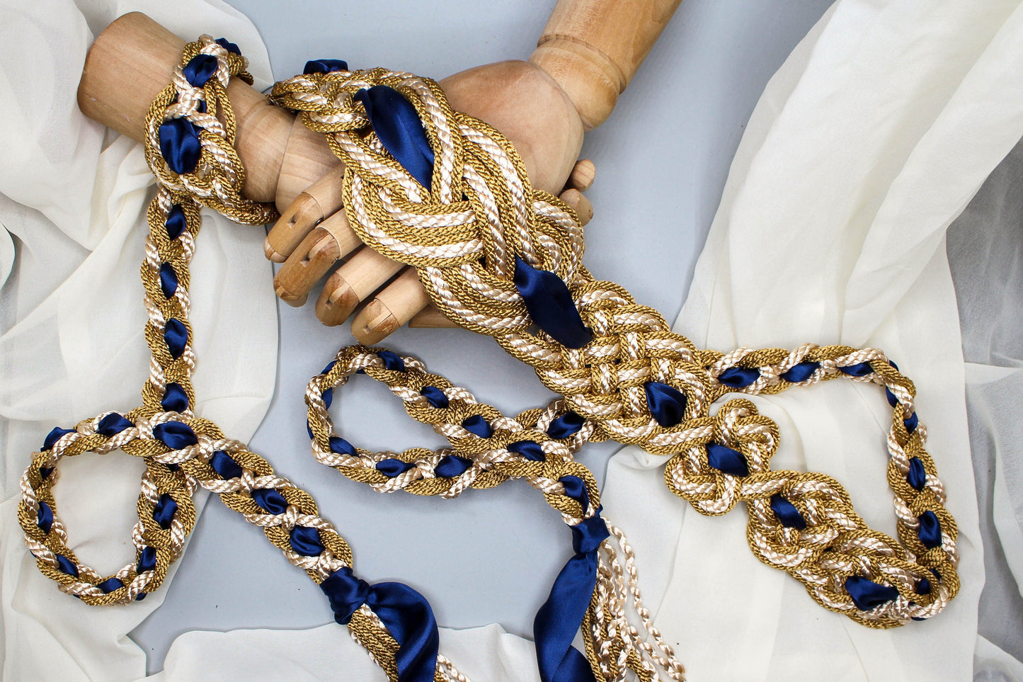 Nine Knot Prestige - Gold and Navy