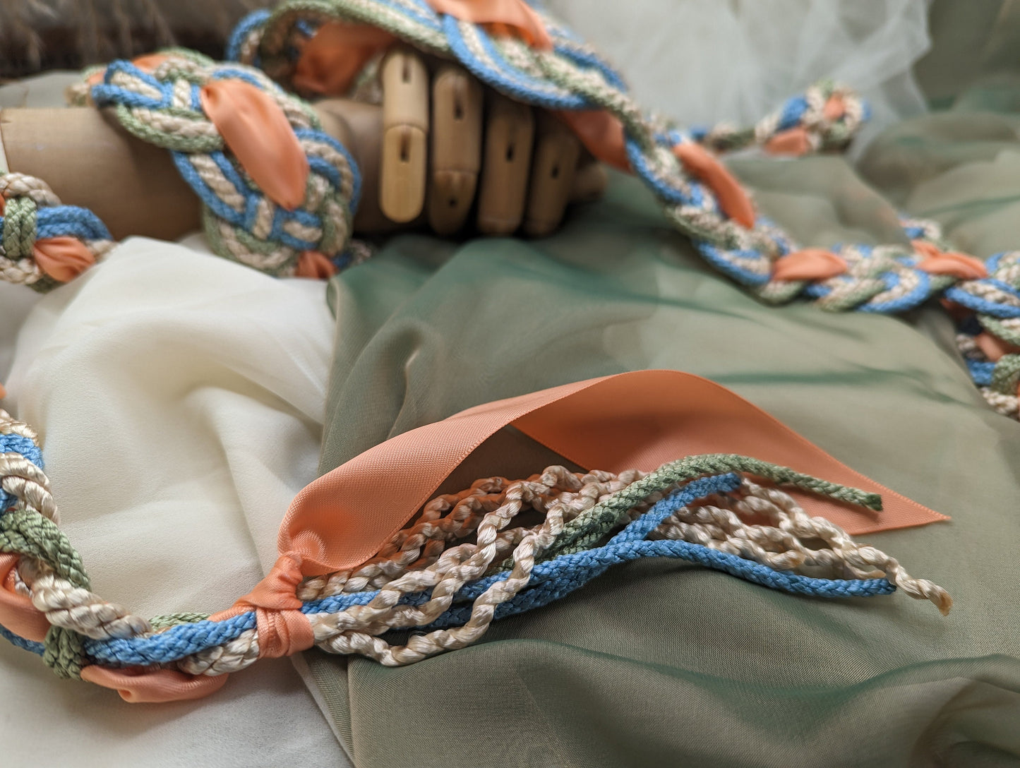 Nine Knot Prestige - Spring Pastels