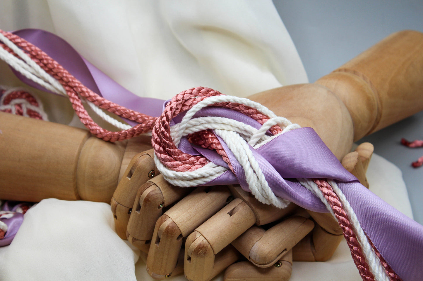 Magdalene Infinity Tie - Rose and Mauve