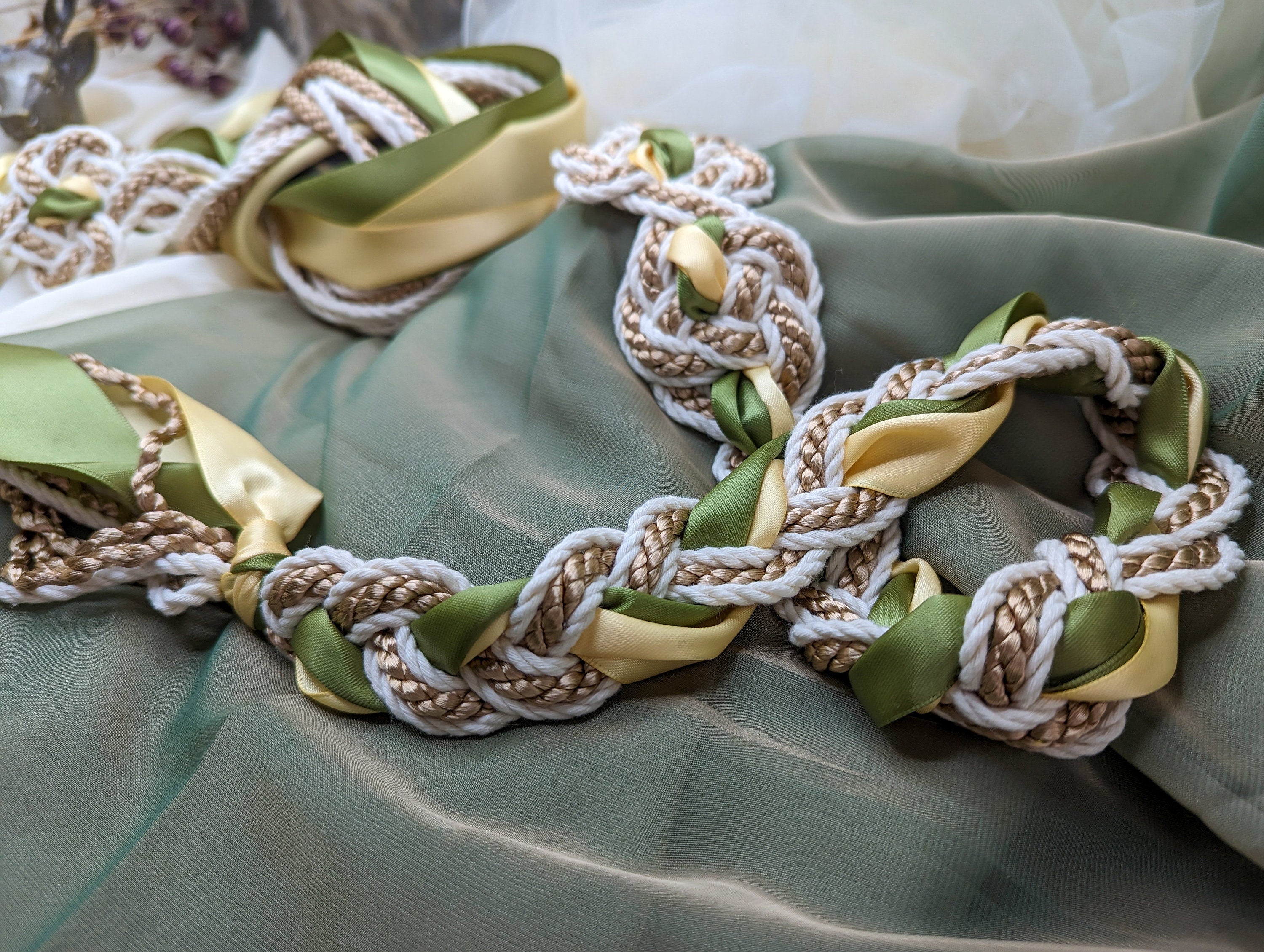 Magdalene Infinity Tie - With Two Ribbons – Ceotha